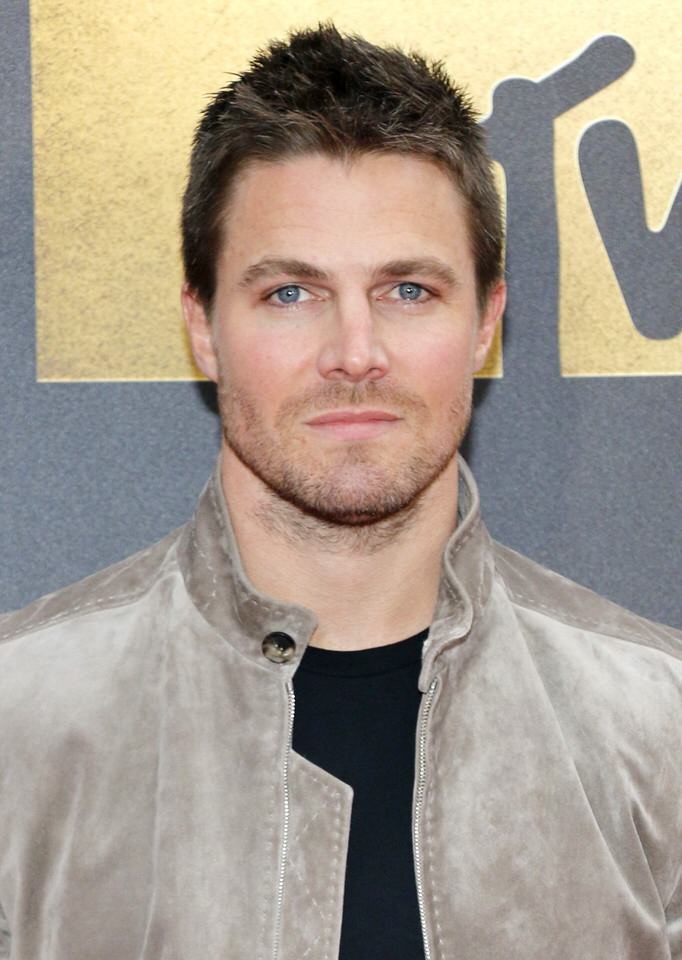 Stephen Amell